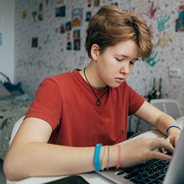 Für Jugendliche &
junge Erwachsene